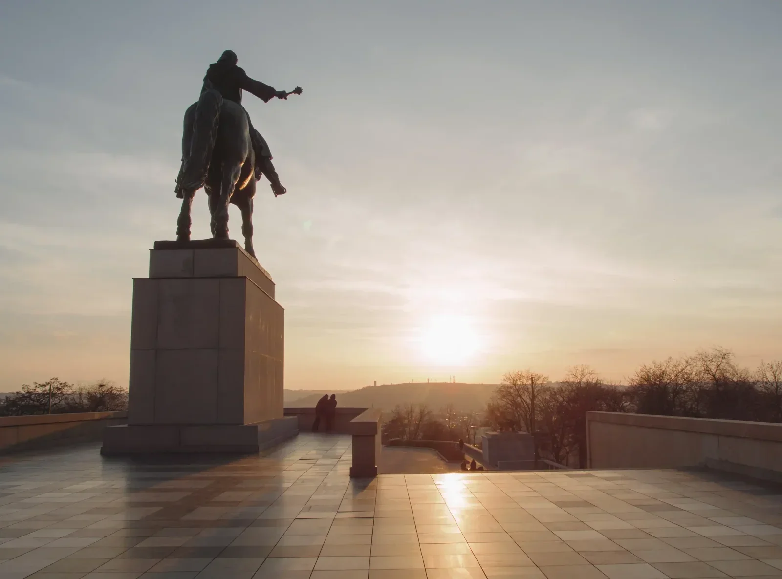 Katedra św. Wita – witraże i korona